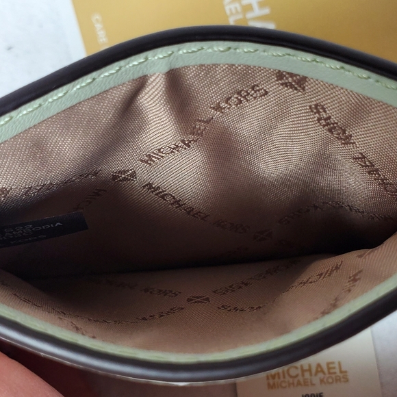 Michael Kors Jodie Logo Large 3-1 Card Holder - Picture 5 of 11